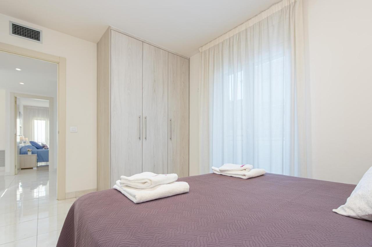 Apart-Rent Apartamento Francesc Macia 2003 Roses Exterior foto